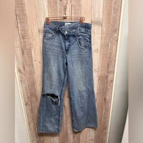 PISTOLA Bobbie mid rise loose straight leg with crossover - Picture 2 of 15